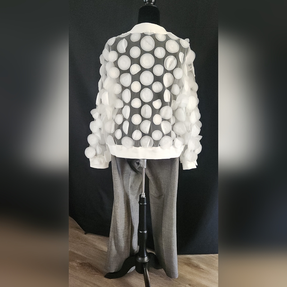 3D Appliqué Sheer Jacket in White Size L/XXL - Picture 14 of 16